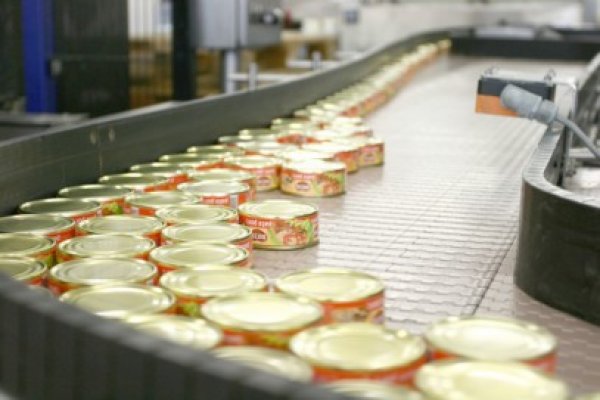 Fabrica de conserve din Buzău îşi dublează producţia